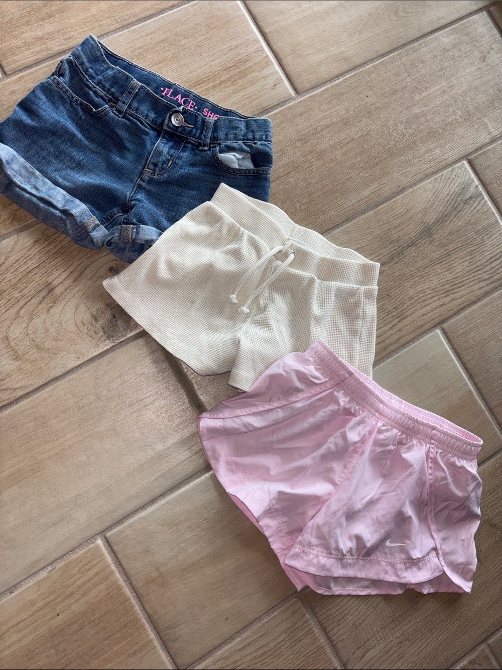 Girls' bundle (x3) Shorts (Nike, Zara & Children’s Place)- size 6-7